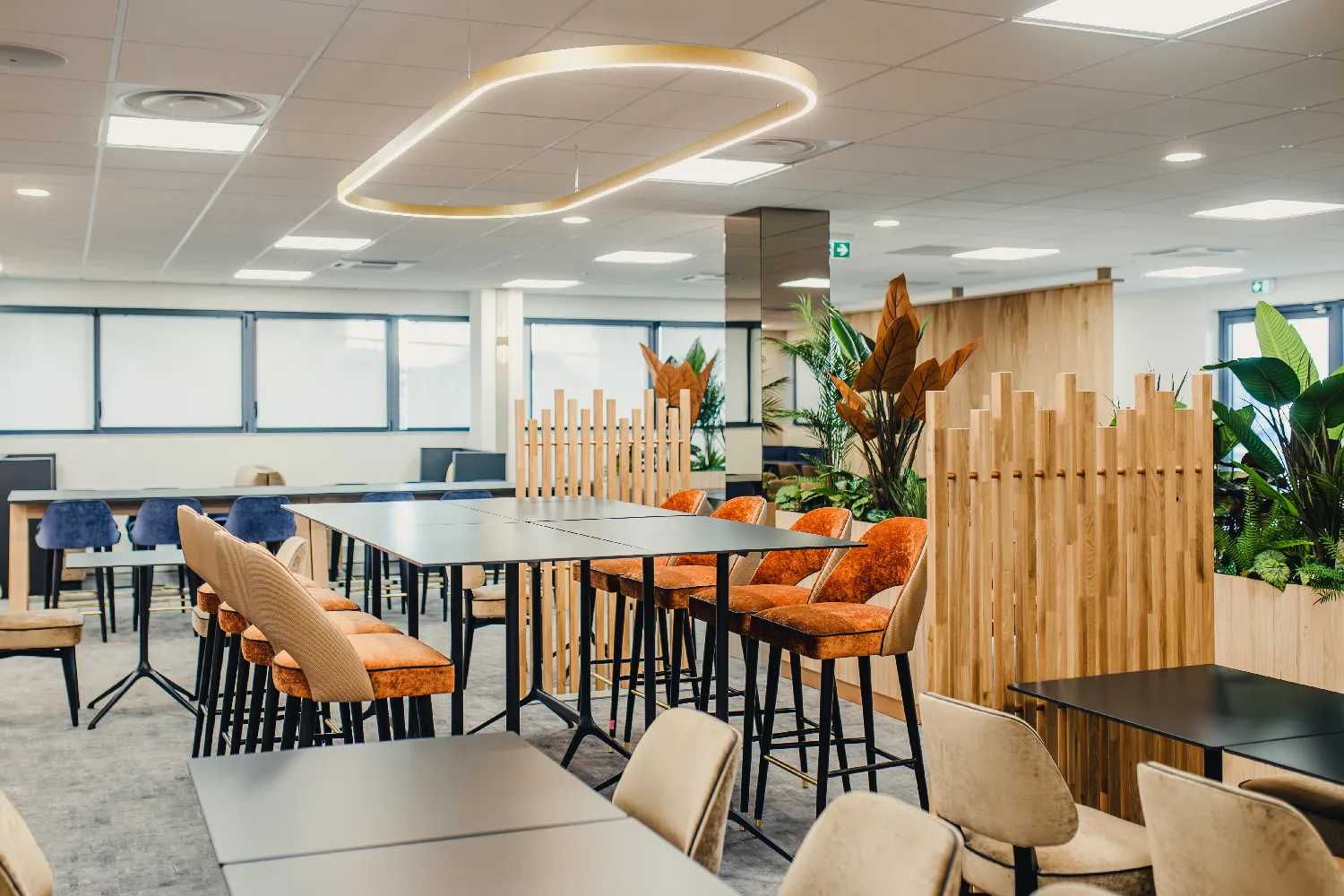 InSitu-007_Work&Food_2025